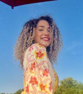 justine-turner-headshot